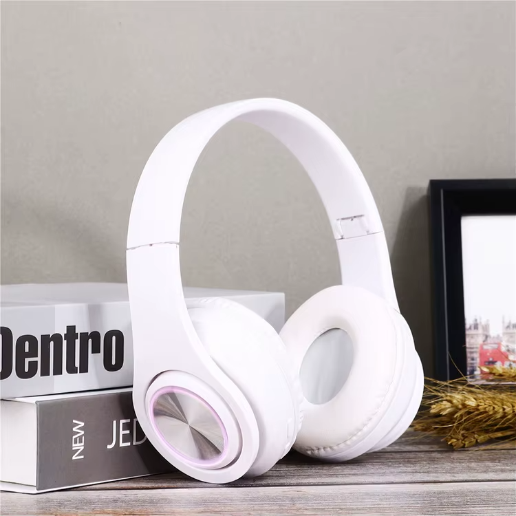 Wireless Blue Tooth Headphone