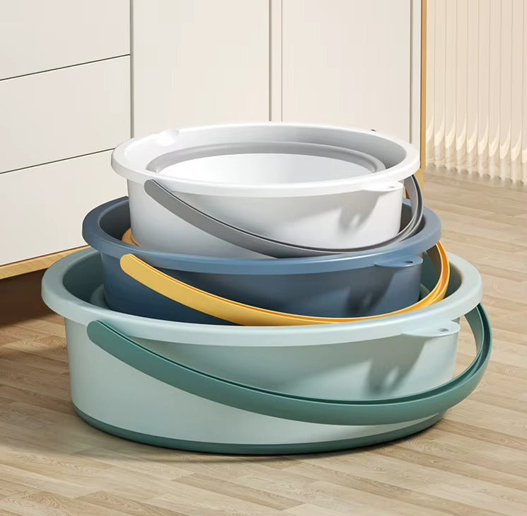 Outdoor Collapsible Bucket